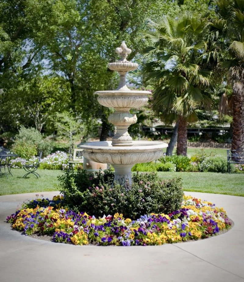 Casa Padrino Barock Kunststein Springbrunnen / Gartenbrunnen Ø 150 x H. 280 cm - Gartendeko Brunnen