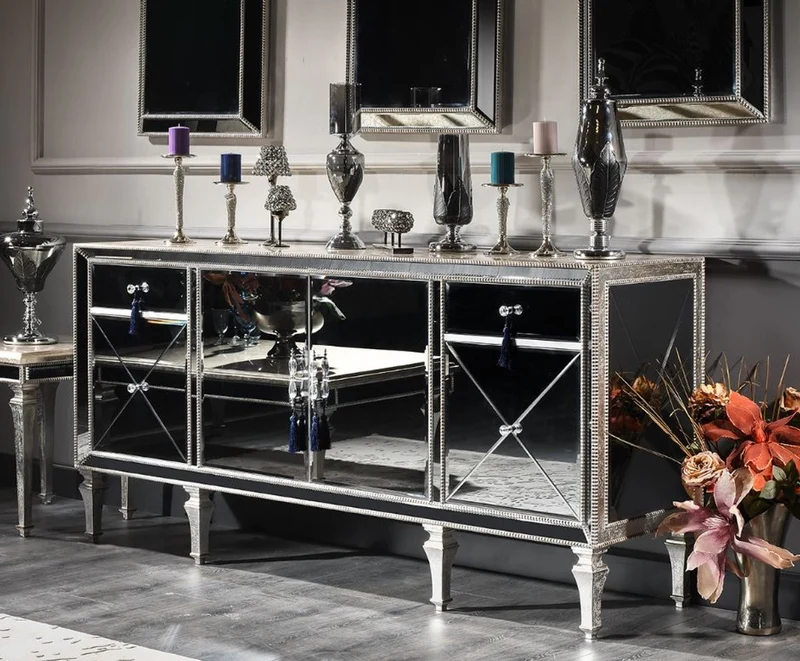 Casa Padrino Luxus Barock Kommode mit Spiegelglas Silber / Gold 205 x 55 x H. 100 cm - Verspiegelter Wohnzimmerschrank - Luxus Qualität