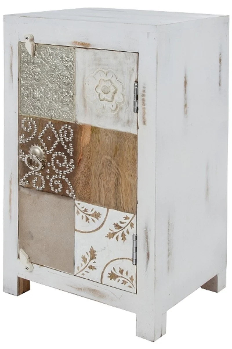 Casa Padrino Landhausstil Shabby Chic Kommode Antik Weiß / Mehrfarbig 40 x 32 x H. 70 cm - Kleiner Landhausstil Schrank mit Tür