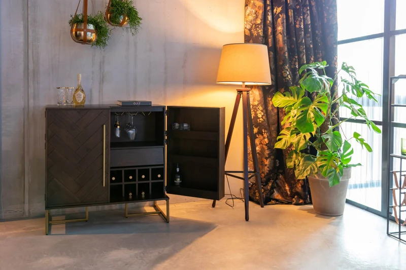 Weinschrank CLASS | Design Barschrank aus Akazie von DutchBone