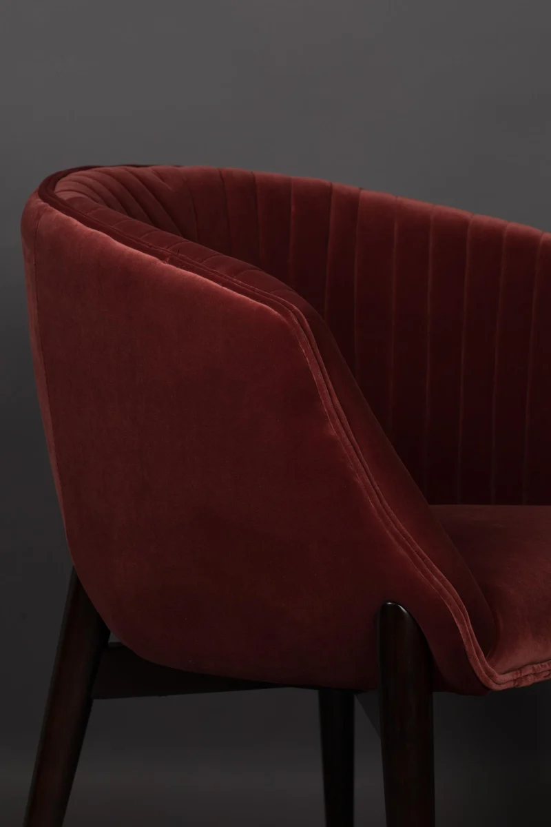 Esszimmerstuhl DOLLY BURGUNDERROT Samt Armlehnstuhl von DUTCHBONE