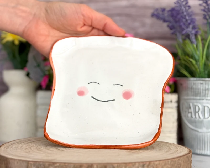 Produktionszeit bis zu 8 Wochen | Toastteller “Smiley” 15,5x13