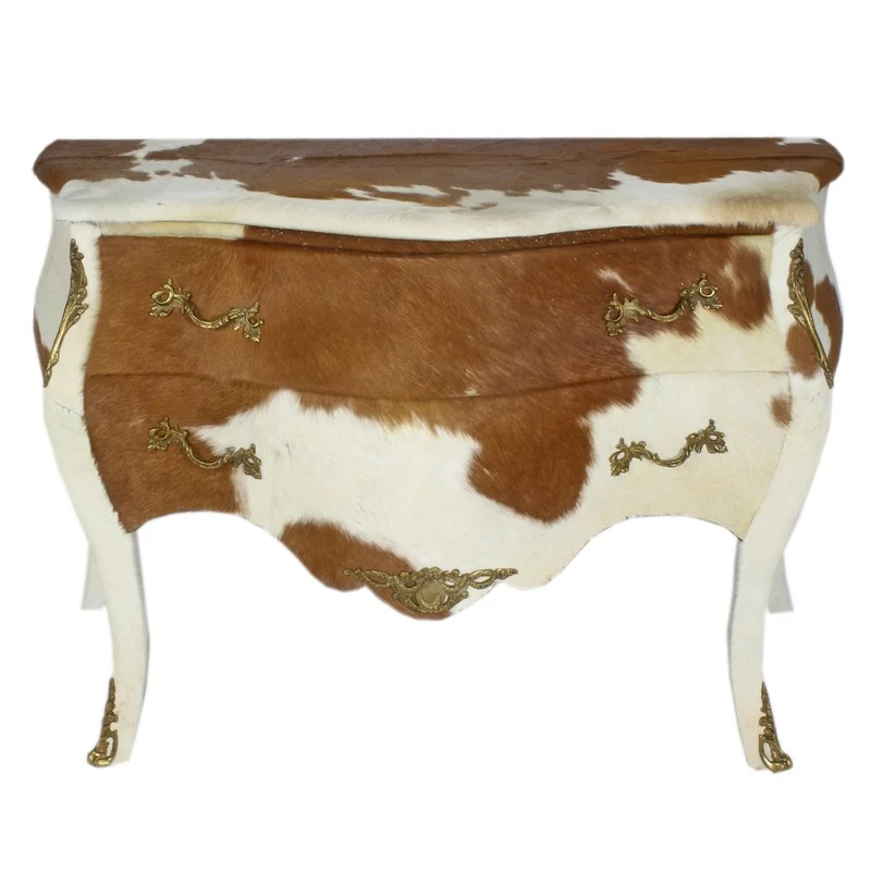 Casa Padrino Barock Kuhfell Kommode Braun / Weiß mit messingfarbenen Metallapplikationen 120 cm - Antik Stil Möbel