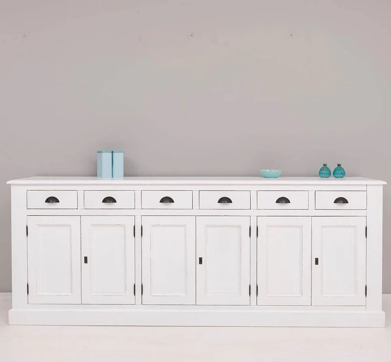 Großes Sideboard aus Massivholz mit sechs Schubladen und Türen