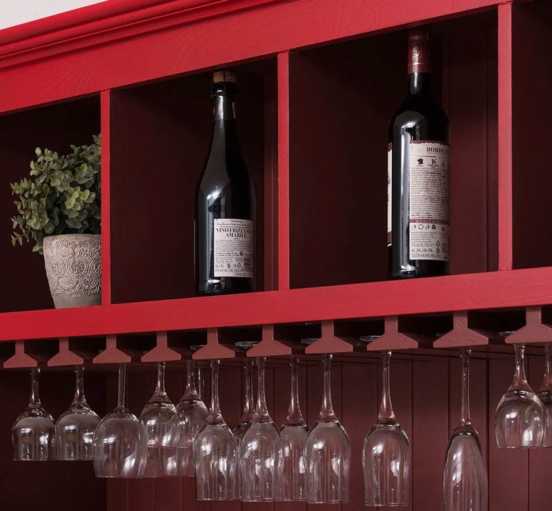 Großer Buffetschrank aus Massivholz mit Glashalterungen in verschiedenen Farben