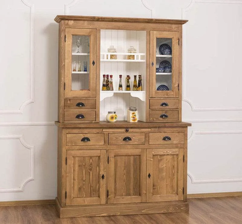 Küchen- und Buffetschrank aus Massivholz im Landhausstil