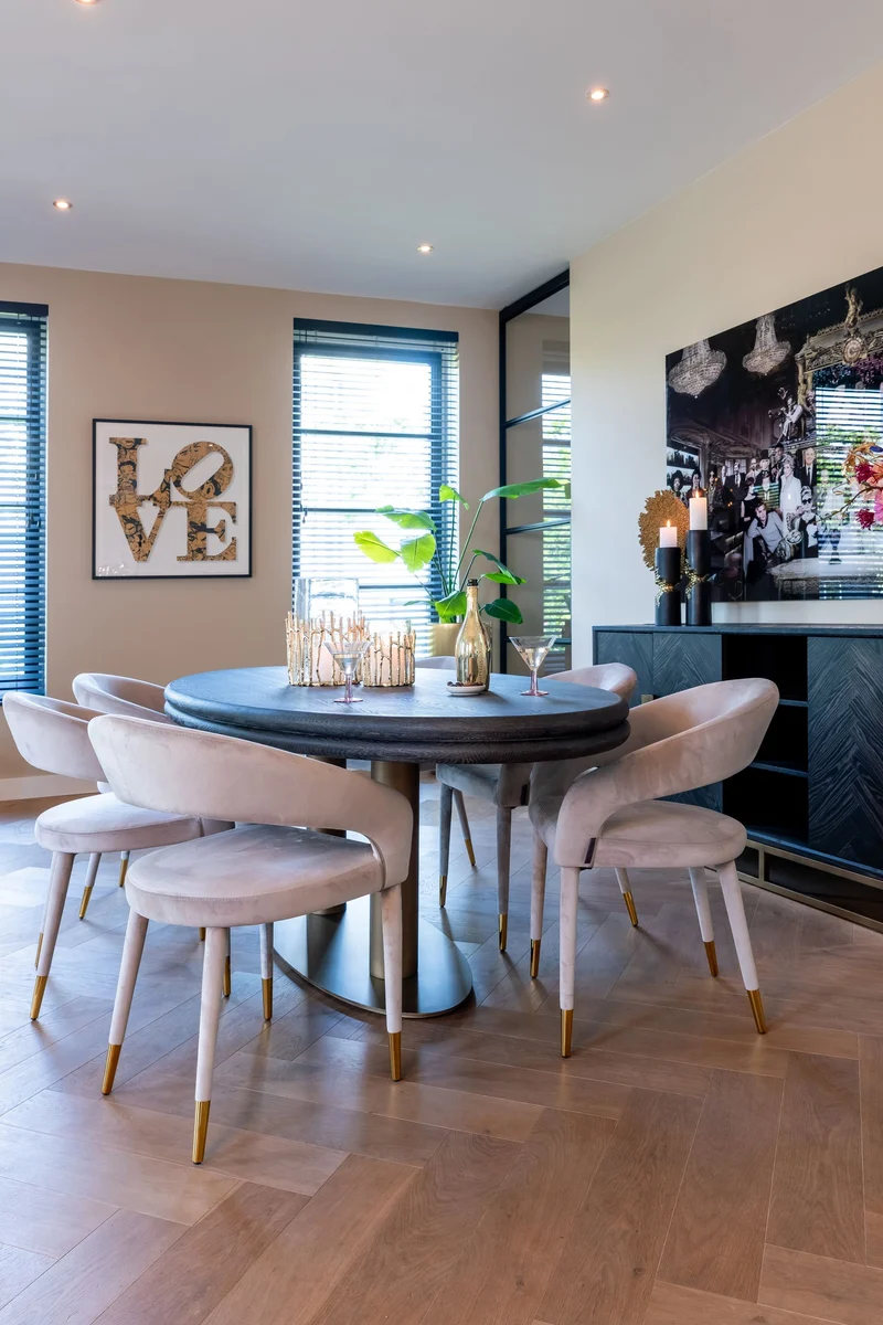 Esszimmerstuhl Gia in Brown Chunky mit Bronze-Beinen – Richmond