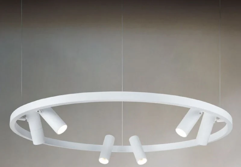 Casa Padrino Luxus Hängeleuchte Weiß Ø 90 cm - Runde Pendelleuchte mit verstellbaren LED Spots