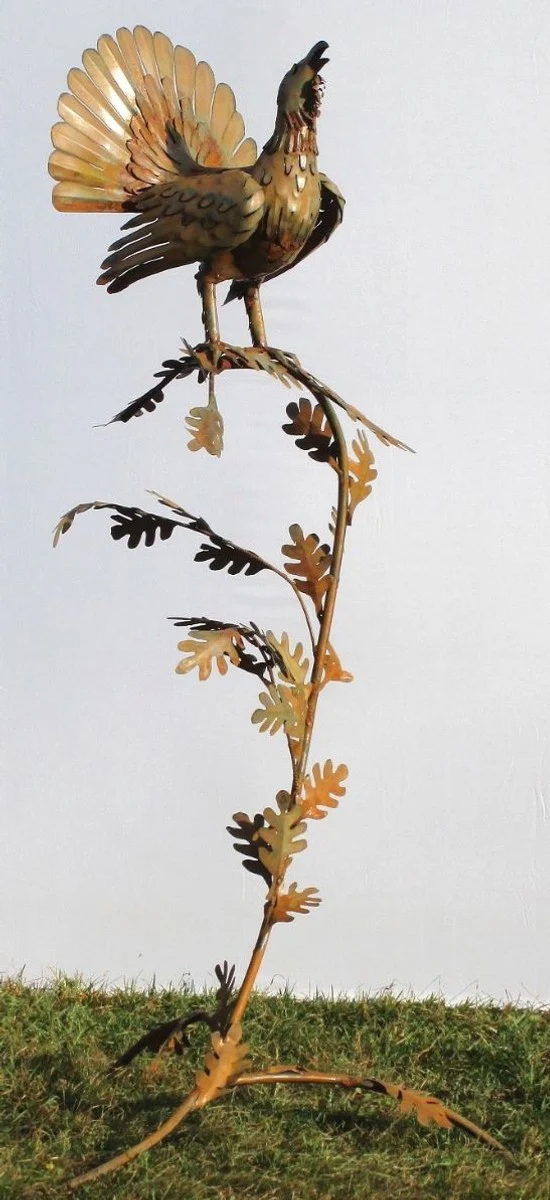 Casa Padrino Gartendeko Skulptur Hahn auf Ast Rostfarben 87 x 70 x H. 160 cm - Handgefertigte Gartenfigur - Garten Dekoration