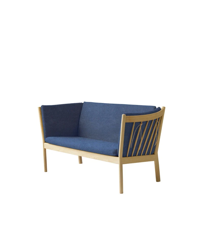 J148 Sofa