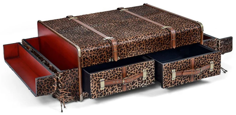 Casa Padrino Luxus Couchtisch in Koffer Optik Leopard / Braun / Messing 140 x 85 x H. 43 cm - Koffer Wohnzimmertisch mit Schubladen und Barfächer - Wohnzimmer Möbel - Luxus Möbel in Koffer Optik