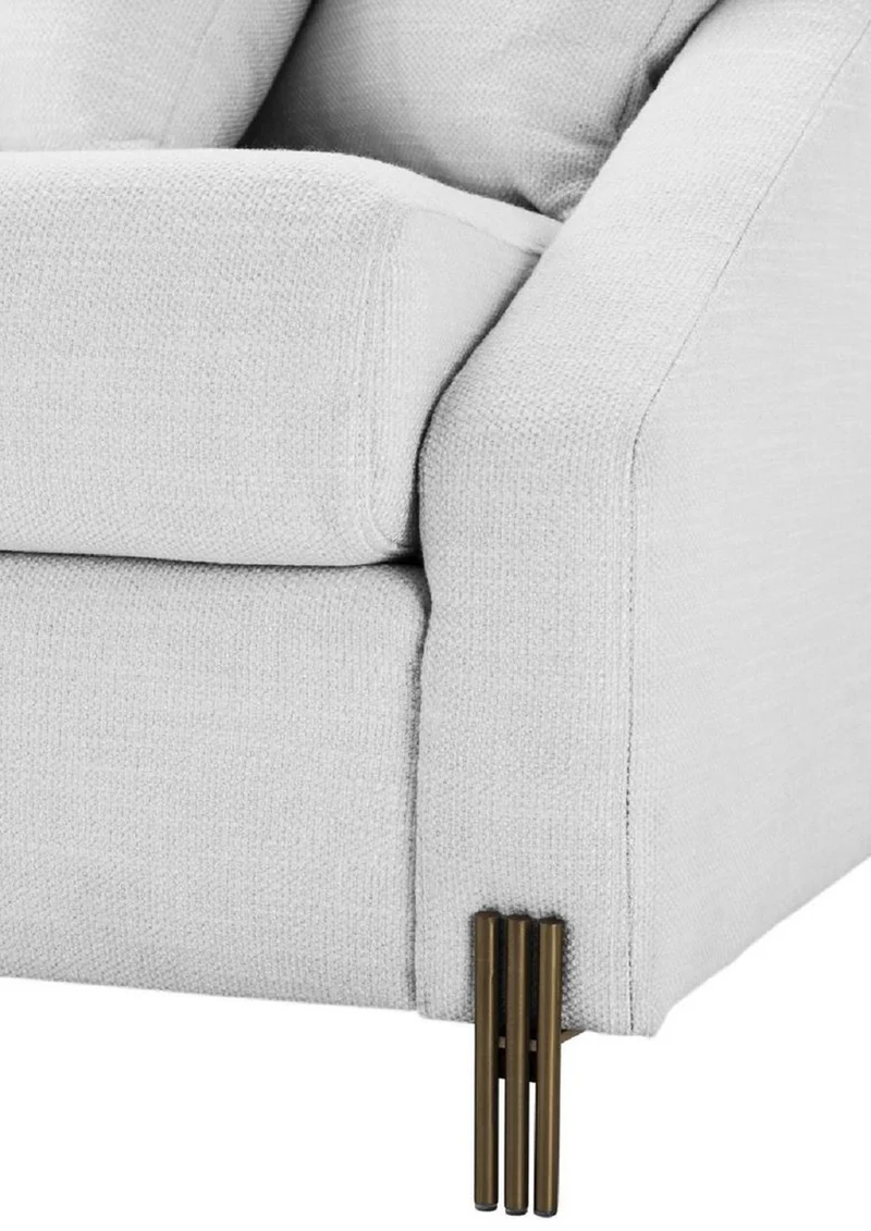 Casa Padrino Luxus Sofa Weiß / Messingfarben 223 x 94 x H. 73 cm - Wohnzimmer Sofa mit 4 Kissen - Luxus Möbel