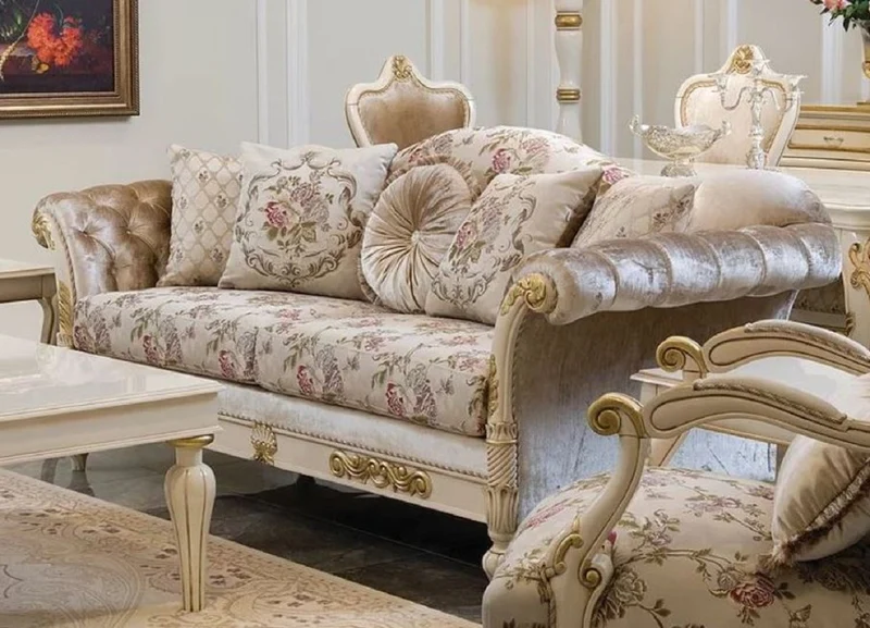 Casa Padrino Luxus Barock Wohnzimmer Set Creme / Rosa / Weiß / Gold - 2 Sofas & 2 Sessel & 1 Couchtisch - Handgefertigte Wohnzimmer Möbel im Barockstil - Edel & Prunkvoll