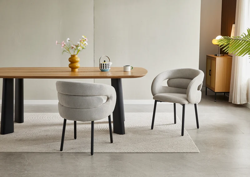 Esstisch Viciate 215x105 cm, furniert mit natürlicher Eiche