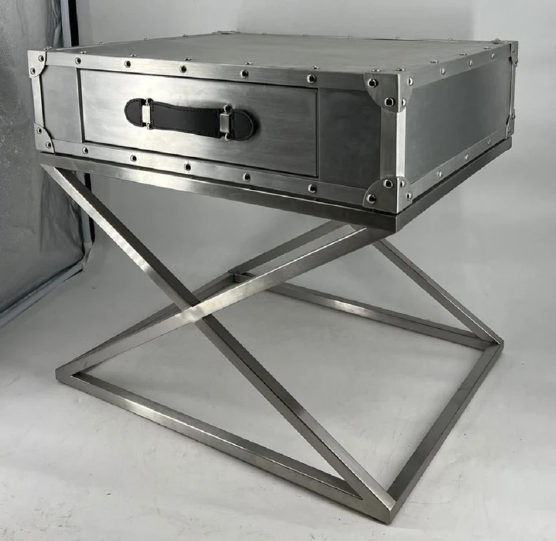 Casa Padrino Aluminium Flugzeug Flieger Nachttisch mit Schublade Silber / Schwarz