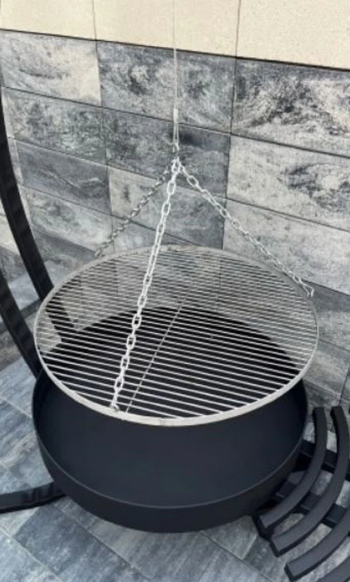 Casa Padrino Luxus Metall Schwenkgrill Schwarz / Silber 80 x 70 x H. 190 cm