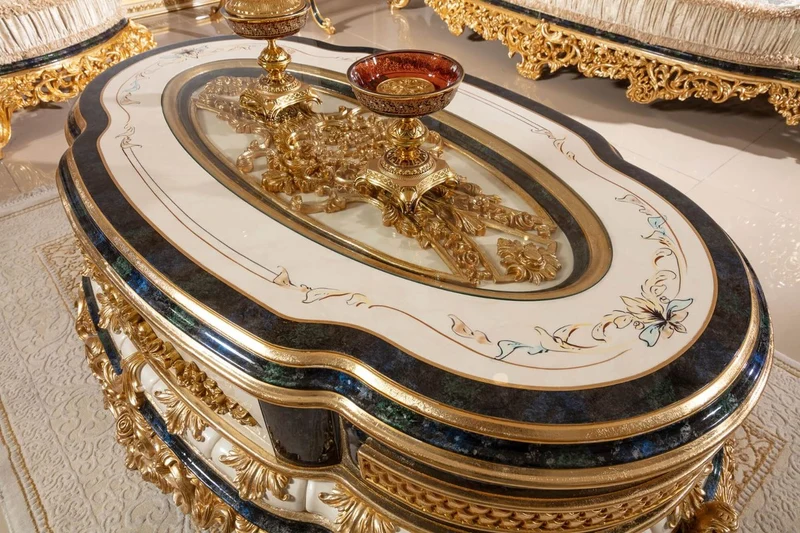 Casa Padrino Luxus Barock Wohnzimmer Set Gold / Weiß / Blau / Gold - 2 Sofas & 2 Sessel & 1 Couchtisch & 2 Beistelltische - Handgefertigte Wohnzimmer Möbel im Barockstil - Edel & Prunkvoll