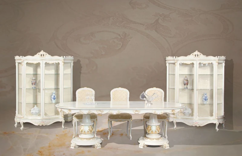 Casa Padrino Luxus Barock Vitrine Weiß / Cremefarben / Mehrfarbig / Gold - Handgefertigter Vitrinenschrank mit 2 Türen - Prunkvolle Barock Möbel - Luxus Qualität - Made in Italy
