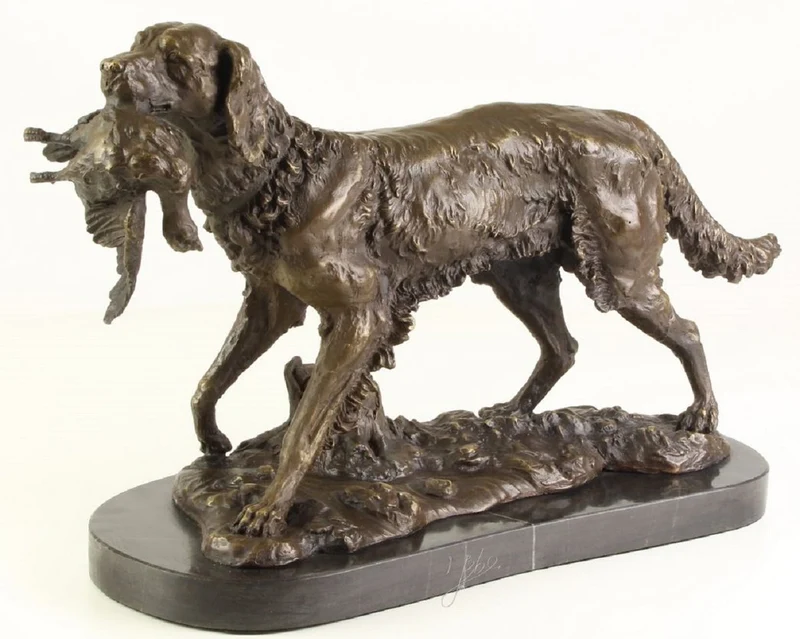 Casa Padrino Luxus Bronze Skulptur Jagdhund Bronze / Gold / Schwarz H. 28 cm - Bronzefigur mit Marmorsockel