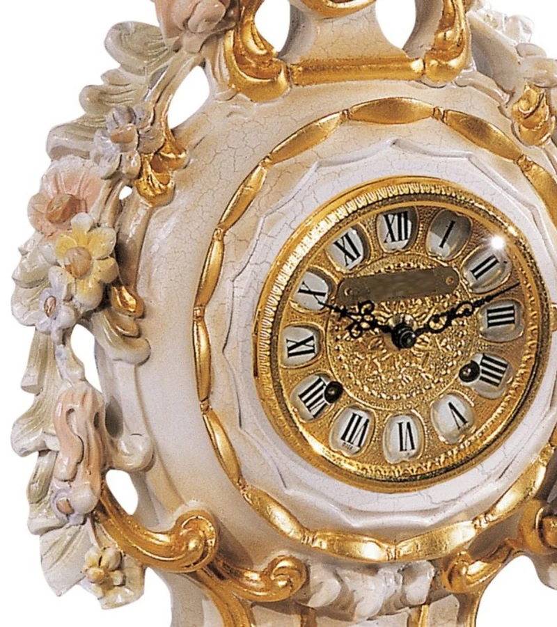 Casa Padrino Luxus Barock Tischuhr Weiß / Creme / Mehrfarbig / Gold - Prunkvolle Barockstil Uhr - Handgeschnitzte Barock Schreibtischuhr - Luxus Qualität - Made in Italy
