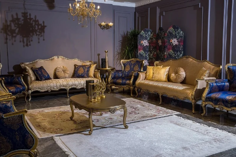 Casa Padrino Luxus Barock Sofa Gold - Prunkvolles Wohnzimmer Sofa mit elegantem Muster - Wohnzimmer Möbel im Barockstil - Edel & Prunkvoll