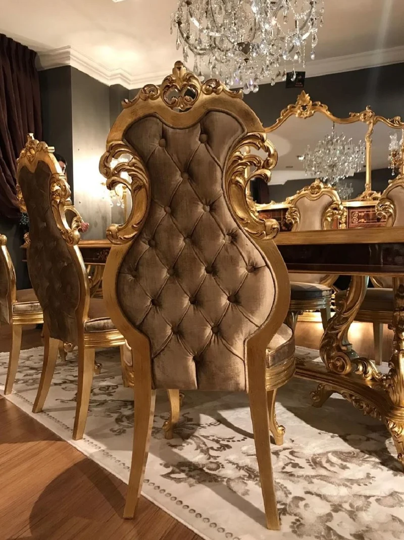 Casa Padrino Luxus Barock Esszimmerstuhl Braun / Gold - Handgefertigter Massivholz Küchenstuhl mit edlem Samtstoff - Prunkvolle Esszimmer Möbel im Barockstil