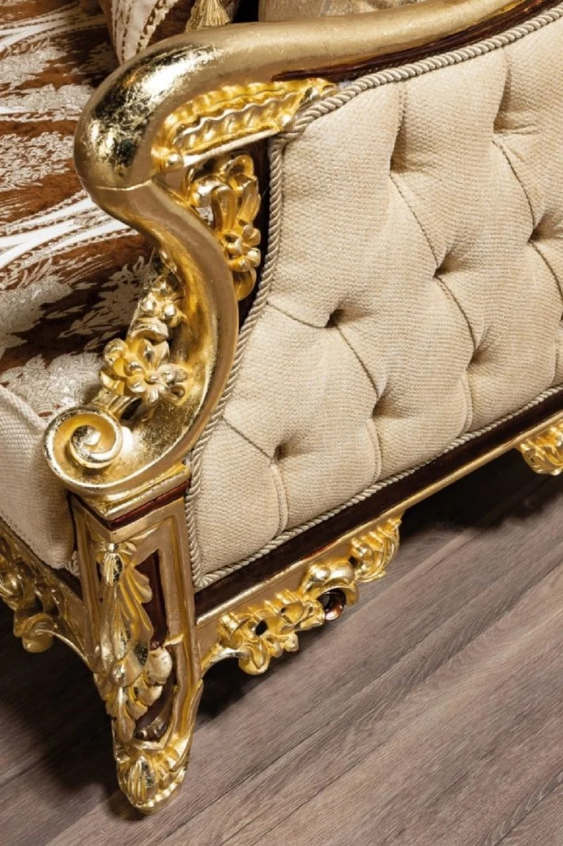 Casa Padrino Luxus Barock Sofa Beige / Braun / Gold - Prunkvolles Wohnzimmer Sofa mit Muster - Barock Wohnzimmer Möbel