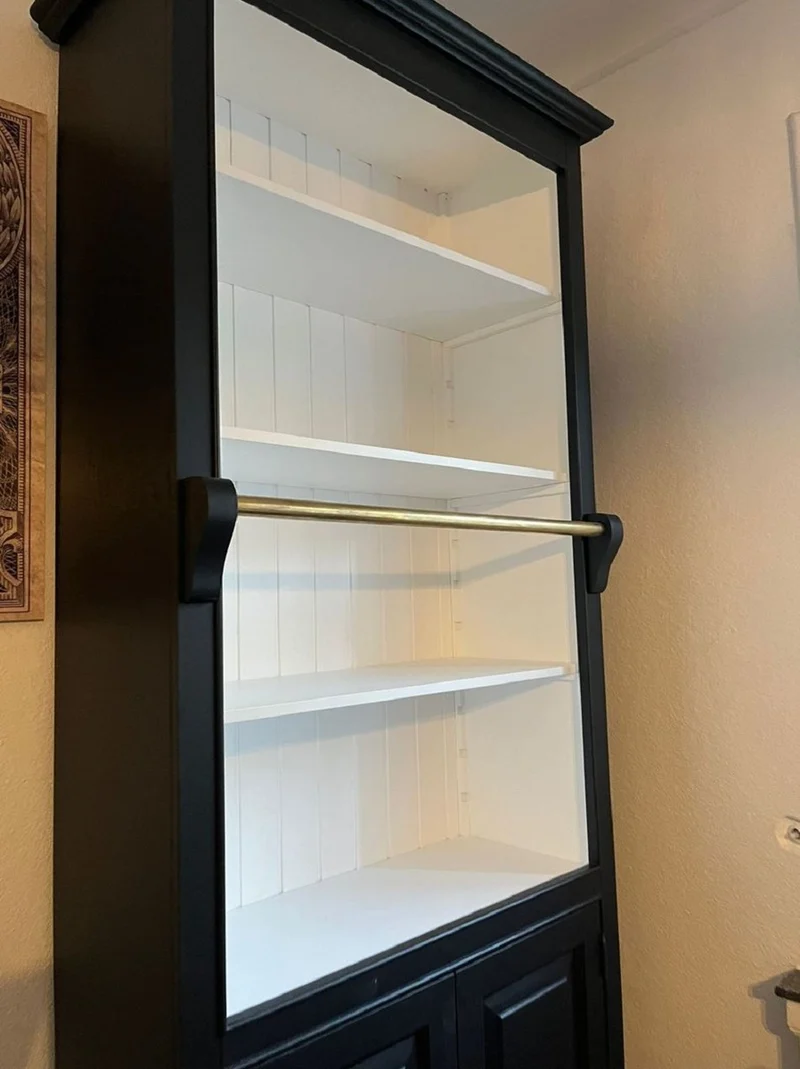 Casa Padrino Landhausstil Bücherschrank mit Leiter Schwarz / Weiß H. 260 cm - Landhausstil Möbel