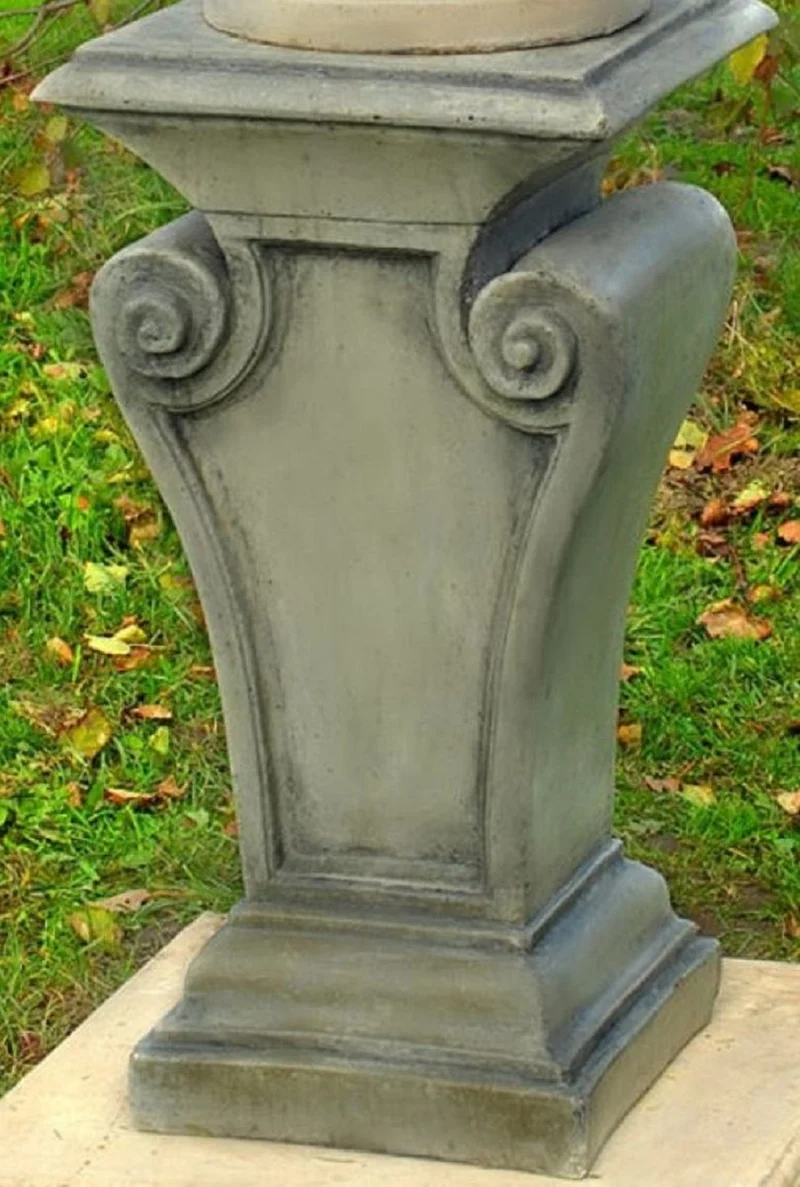 Casa Padrino Barock Gartendeko Säule 42 x 42 x H. 80 cm - Prunkvolle Gartensäule im Barockstil - Special!