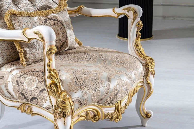 Casa Padrino Luxus Barock Sessel Silber / Beige / Schwarz / Weiß / Gold - Prunkvoller Wohnzimmer Sessel mit Glitzersteinen - Barockstil Wohnzimmer Möbel - Luxus Möbel im Barockstil