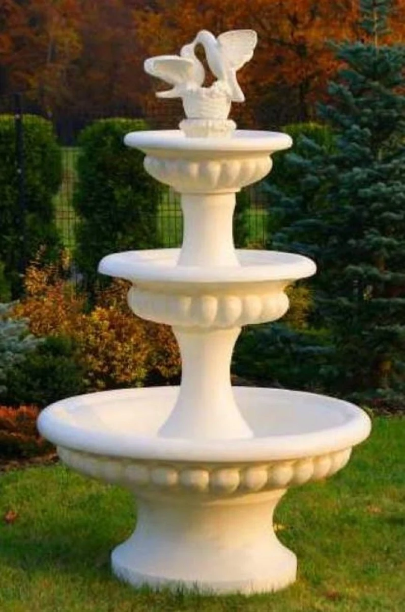Casa Padrino Barock Springbrunnen mit 2 dekorativen Tauben Sandfarben Ø 120 x H. 186 cm - Prunkvoller Gartenbrunnen im Barockstil - Runder Gartendeko Stein Brunnen - Barock Garten Deko Accessoires