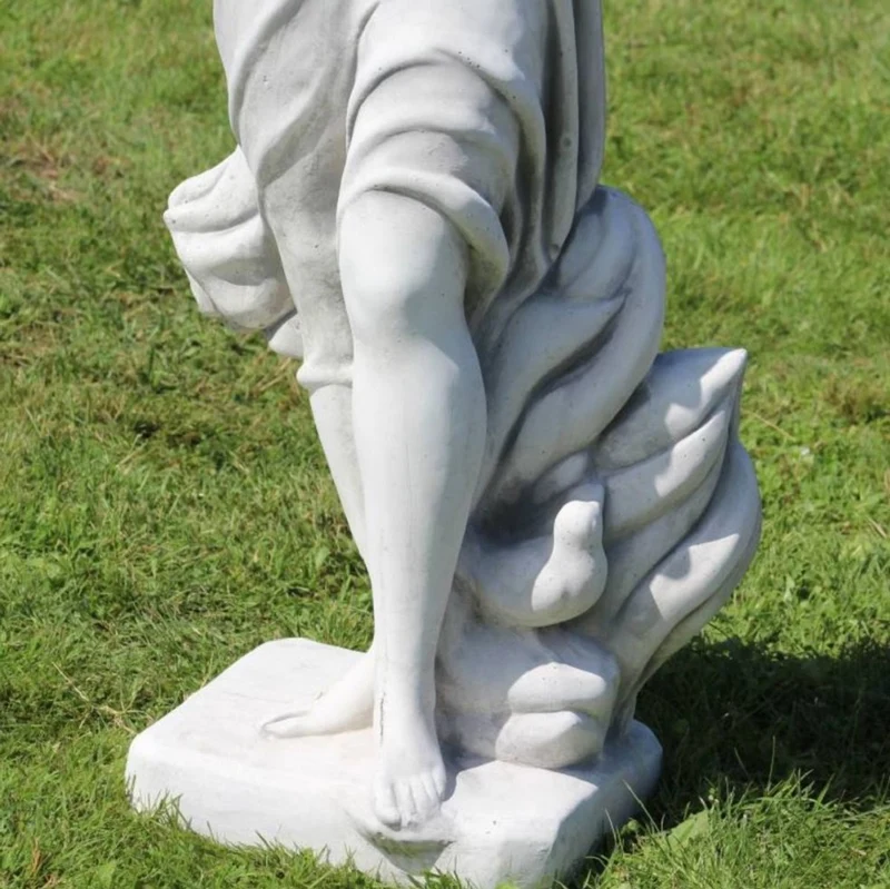Casa Padrino Jugendstil Garten Deko Skulptur Dame mit Blumenstrauß Grau 31 x 31 x H. 122 cm - Elegante Garten Deko Stein Figur - Barock & Jugendstil Garten Deko Accessoires