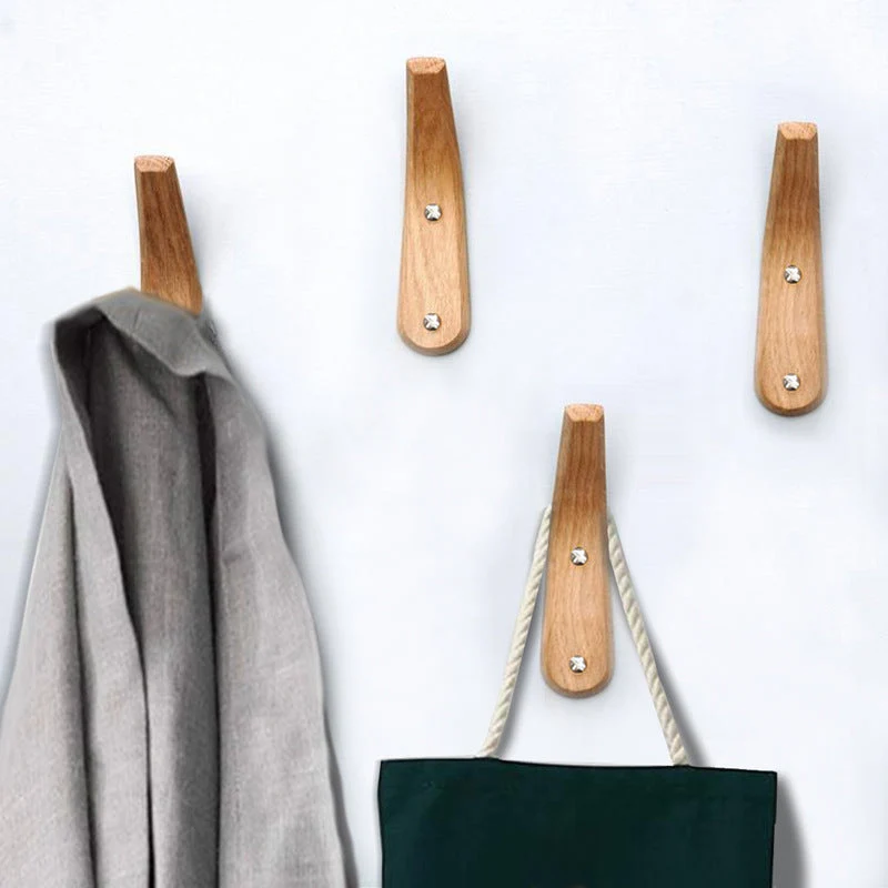 Wandmontierte handgefertigte Kleiderhaken aus Holz