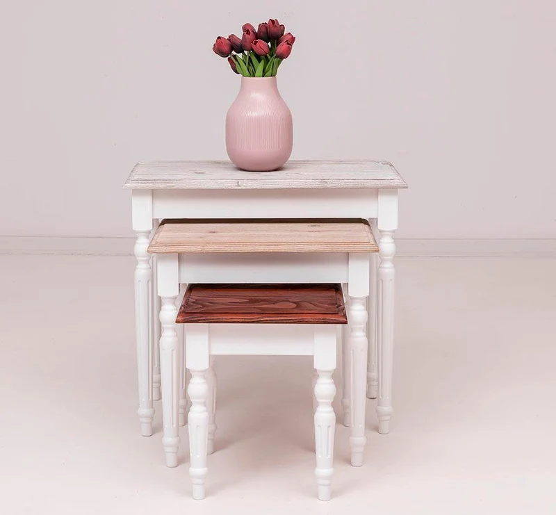 Kaffeetische aus Massivholz | 3er Set aus Beistelltischen mit gedrehten Beinen