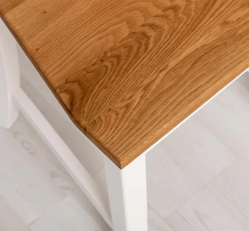 Landhausstuhl aus Massivholz in verschiedenen Farben