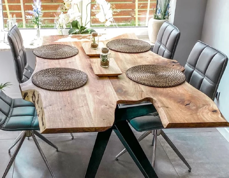Casa Padrino Luxus Esstisch Naturfarben / Schwarz 200 x 90 x H. 76 cm - Küchentisch mit rustikaler Massivholz Tischplatte - Rustikale Esszimmer Möbel - Luxus Esszimmer Möbel