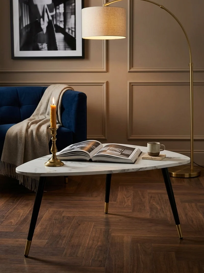 Couchtisch mit Marmor Optik, Dreibein, Metall-Gestell, Dreieckig
