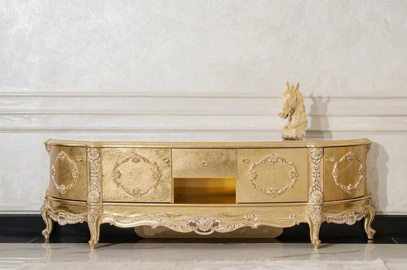 Casa Padrino Luxus Barock TV Schrank Gold - Prunkvolles Massivholz Sideboard mit 4 Türen und Schublade - Wohnzimmer Möbel im Barockstil - Barock Möbel - Edel & Prunkvoll