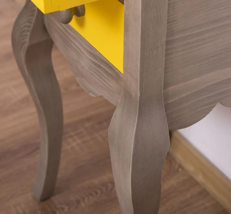 Casa Padrino Landhausstil Beistelltisch Hellgrau / Gelb 40 x 34 x H. 70 cm - Massivholz Nachttisch - Kleine Schlafzimmer Kommode mit 2 Schubladen - Landhausstil Möbel