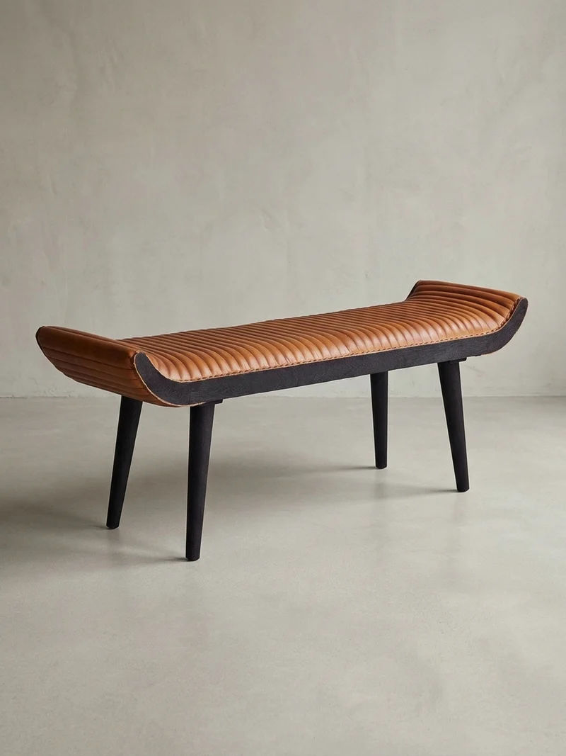 Sitzbank – Echtleder, 125x51x38 cm, Nietenrand, Massivholzbeine