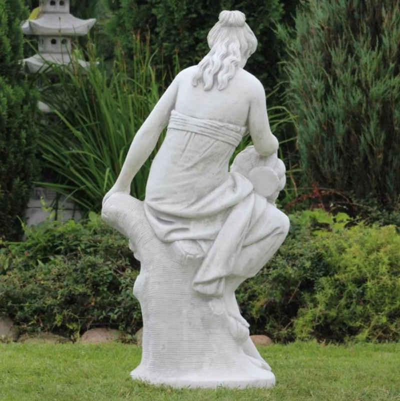 Casa Padrino Jugendstil Garten Deko Skulptur Frau mit Blumenstrauß Weiß / Grau 46 x 46 x H. 121 cm - Elegante Garten Deko Stein Figur - Barock & Jugendstil Garten Deko Accessoires