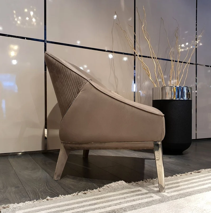 Casa Padrino Luxus Sessel Braun / Silber 85 x 88 x H. 90 cm - Wohnzimmer Sessel - Wohnzimmer Möbel - Luxus Kollektion