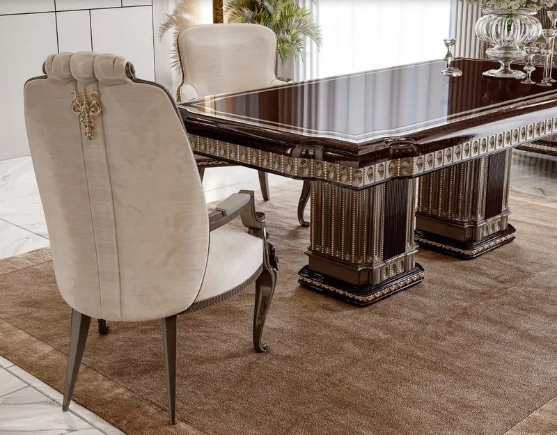 Casa Padrino Luxus Barock Esszimmer Stuhl mit Armlehnen Creme / Dunkelbraun H. 100 cm