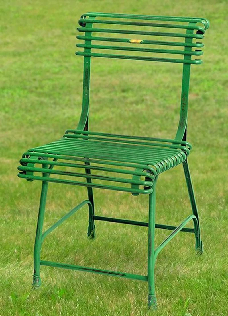 Casa Padrino Gartenstuhl aus Schmiedeeisen - alle Farben - 44 cm x 50 cm - Luxus Gartenmöbel