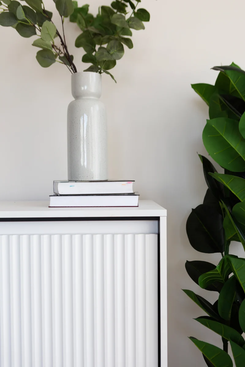 Zweiturige Kommode Trend 166 cm mit drei Schubladen und LED Weiß