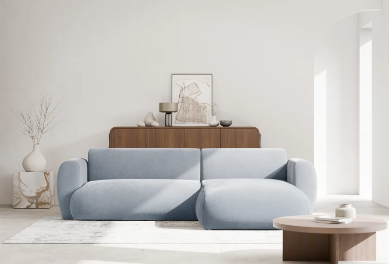 Ecksofa mit Schlaffunktion Emia, L-förmig, rechtsseitig, hellblauer Chenille-Stoff