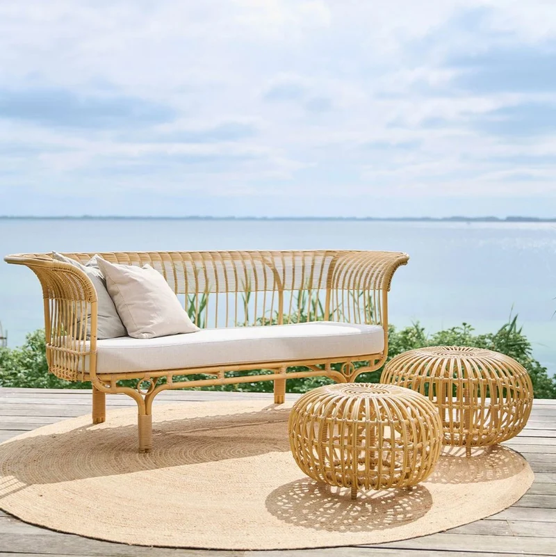 Casa Padrino Luxus Gartensofa mit Sitzkissen Naturfarben / Hellgrau 193 x 76 x H. 81 cm - Wetterbeständiges Garten & Terrassen Sofa - Garten & Terrassen Möbel - Luxus Qualität