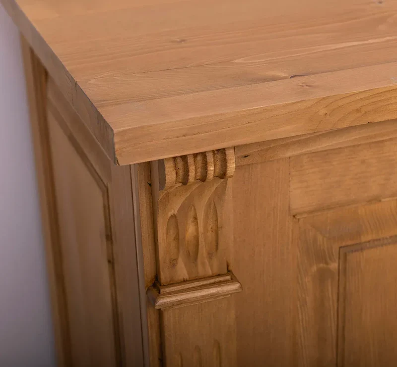 Großes Sideboard aus Massivholz mit 4 Türen