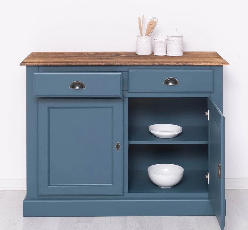 Massives Sideboard mit zwei Schubladen und Schranktüren