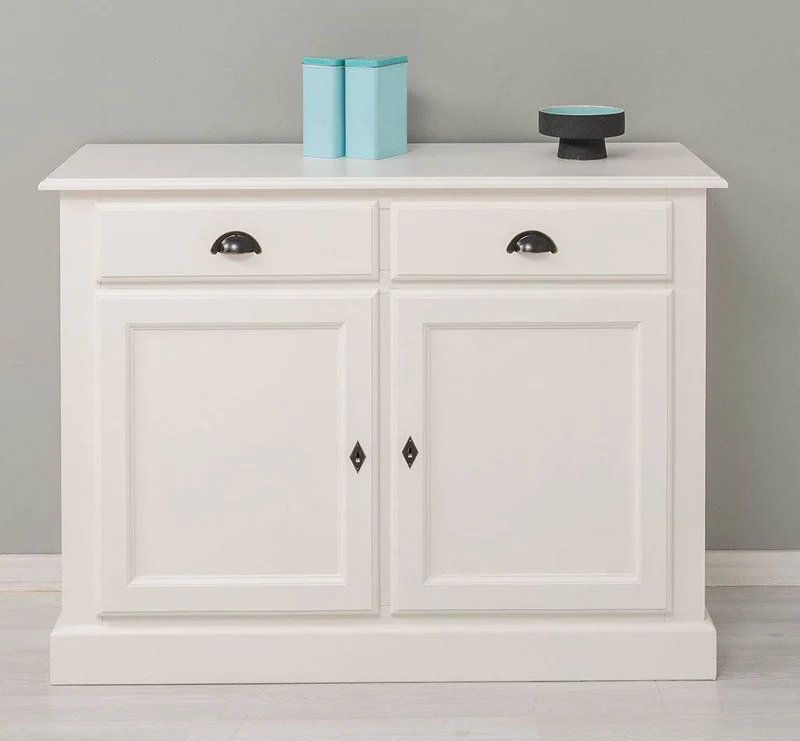 Massives Sideboard mit zwei Schubladen und Schranktüren